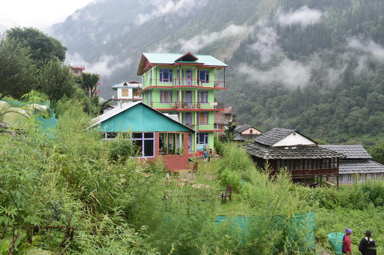 Shiva Moon Hotel Tosh Exterior photo